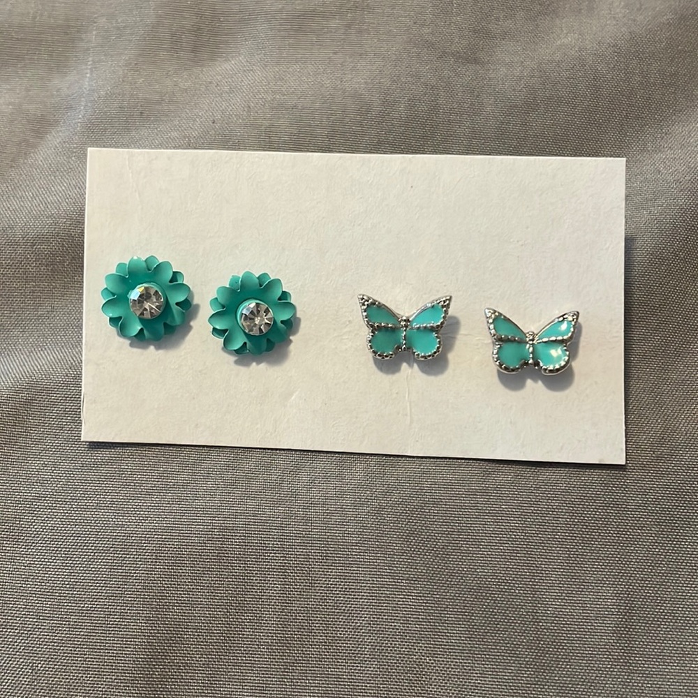 2 pair teal earrings!